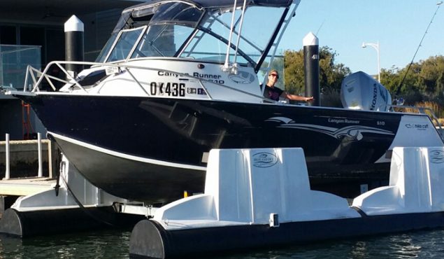 High and Dry Boatlift