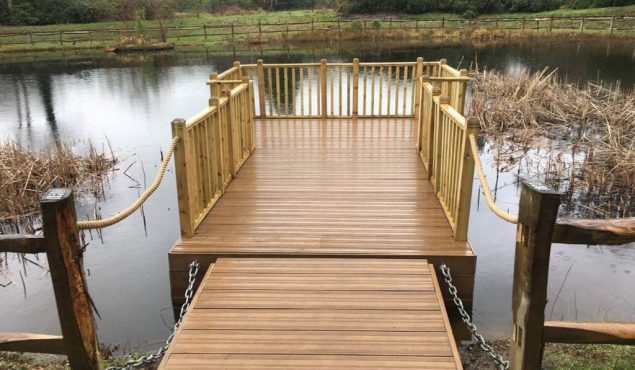 exbury decked pontoons with spindle handrails