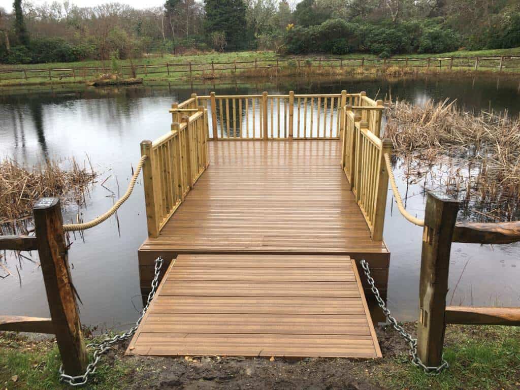 exbury decked pontoons with spindle handrails