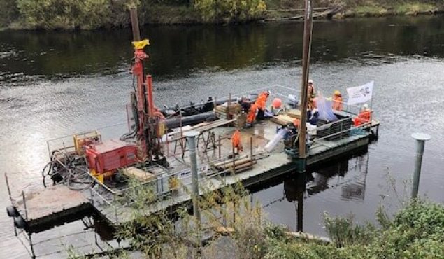 Nato pontoon as floating workstation