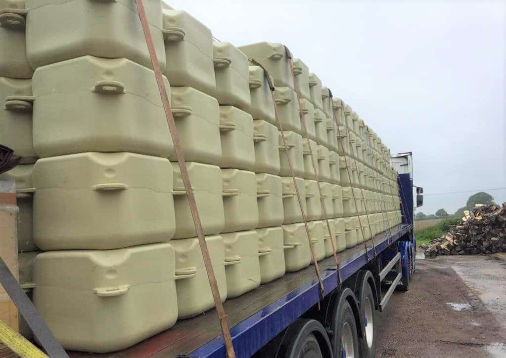 modular cubes on truck for Cardiff